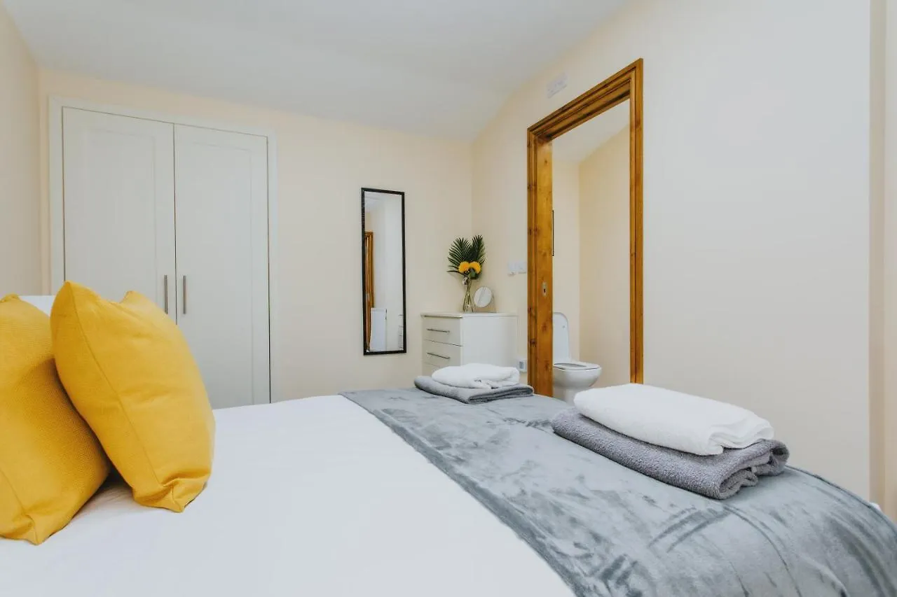 Cosy 2Nd Floor Apartment - King Size Bed & Free Parking Nottingham United Kingdom
